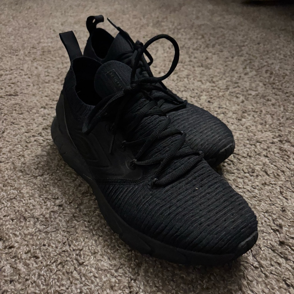 Women's Black Knit Athletic Sneakers